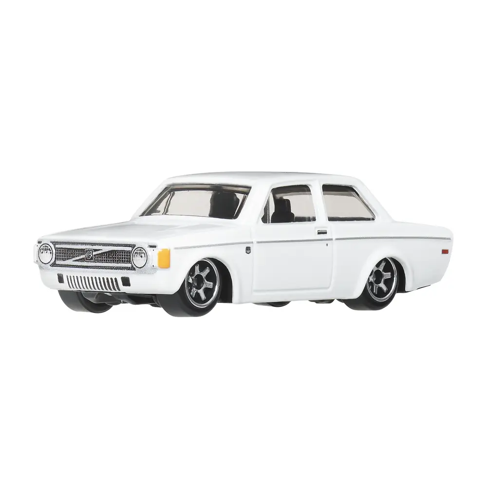 73 Volvo 142 GL — BL038 — Gloss White