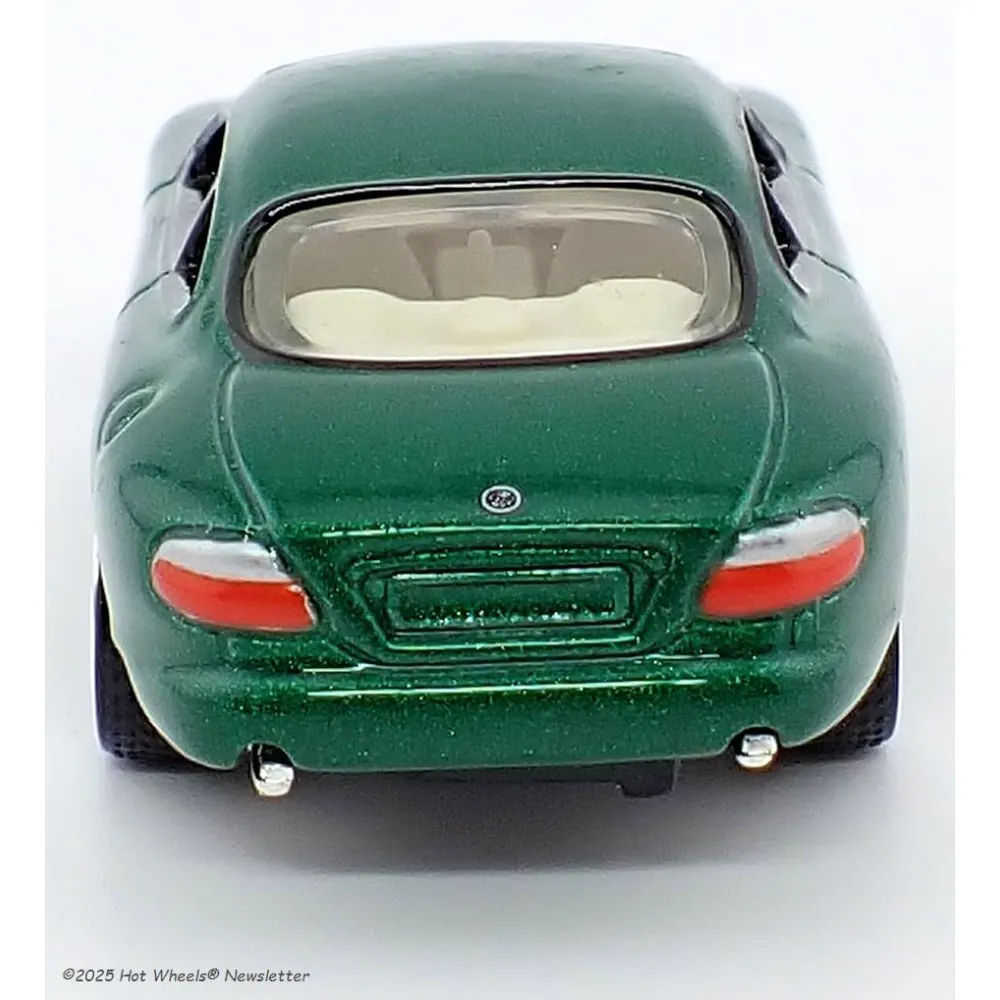 Jaguar XKR — C2657 — Metallic Green — imagem 5