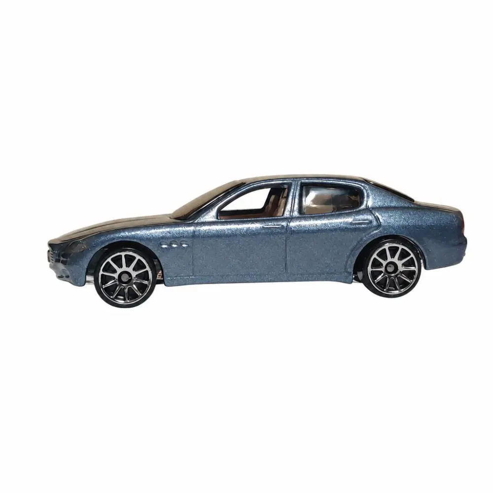 Maserati Quattroporte — C2729 — Metalflake Steel Blue — imagem 3