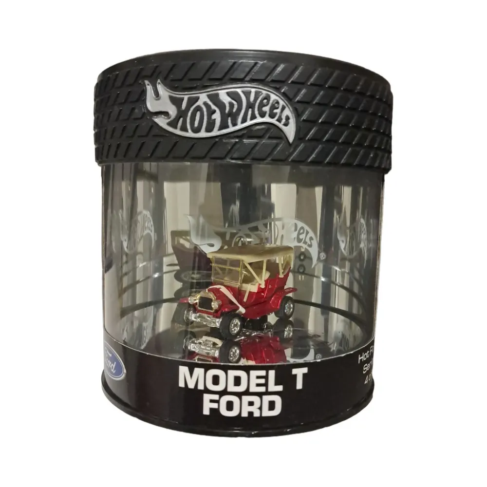 Model T Ford — C6750 — Metallic Red w/ Tan Roof