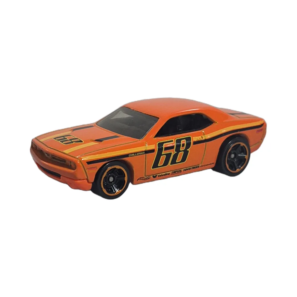 Dodge Challenger Concept — CFJ11 — Orange