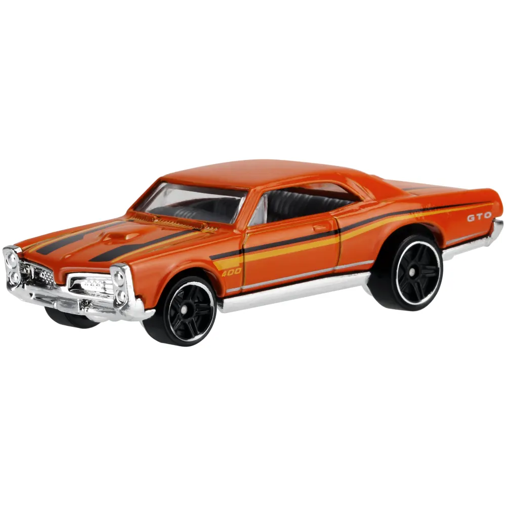 '67 Pontiac GTO — CFJ98 — Orange