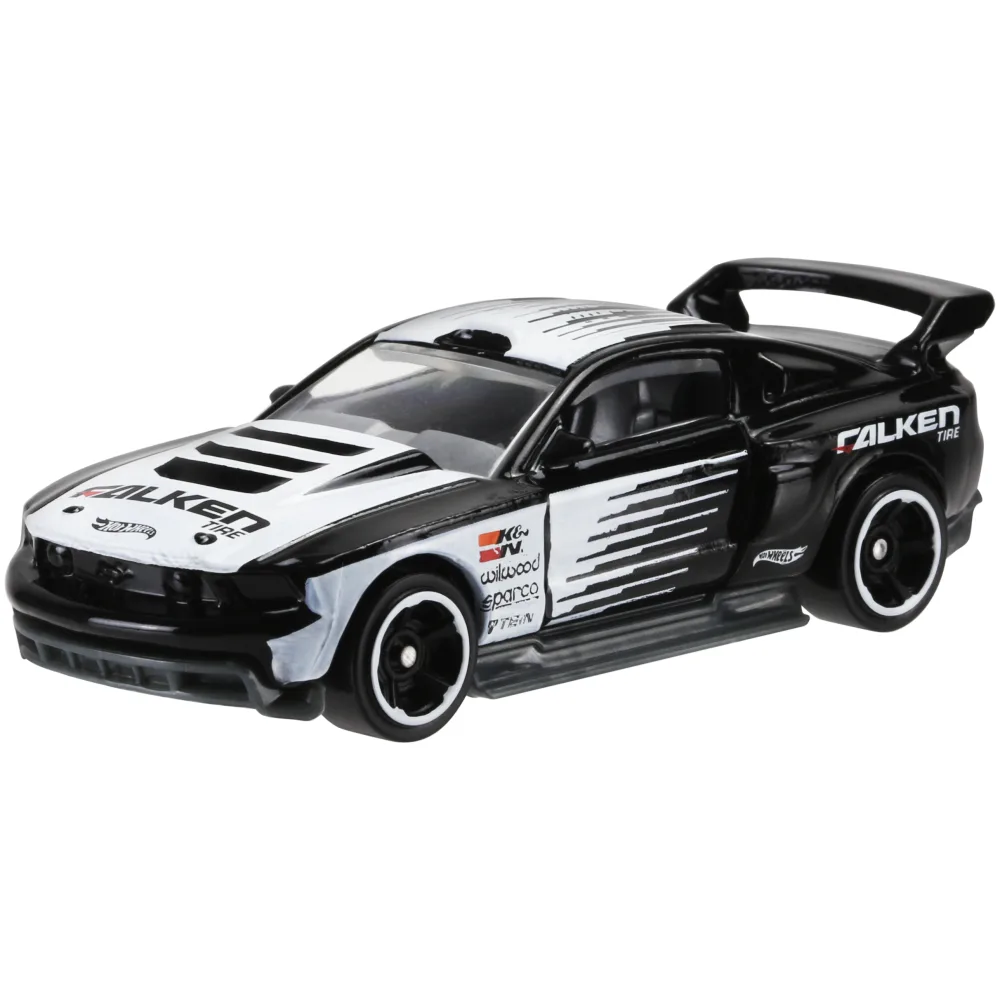 Custom '12 Ford Mustang — CFK10 — Black