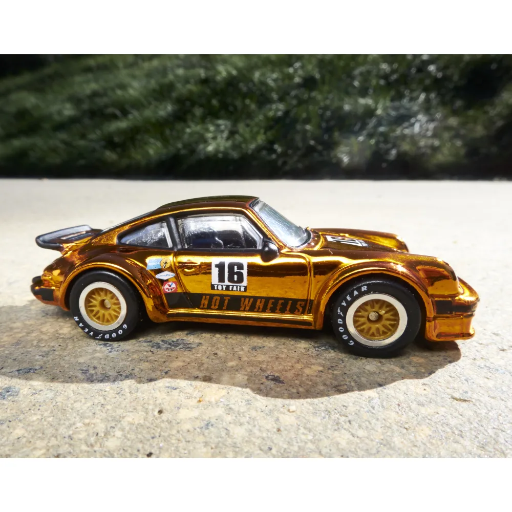 Porsche 934 Turbo RSR — DJH70 — Chrome Gold — imagem 2
