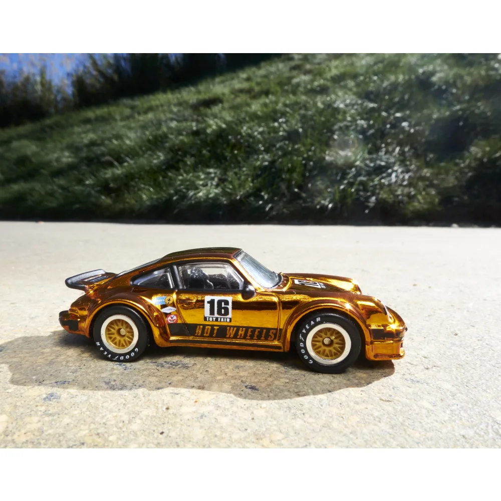 Porsche 934 Turbo RSR — DJH70 — Chrome Gold — imagem 6