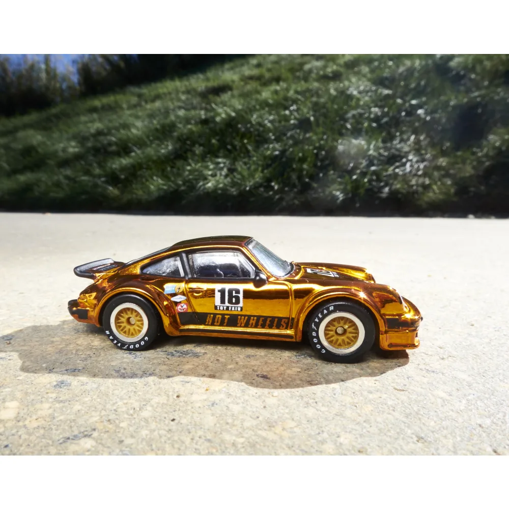 Porsche 934 Turbo RSR — DJH70 — Chrome Gold — imagem 7