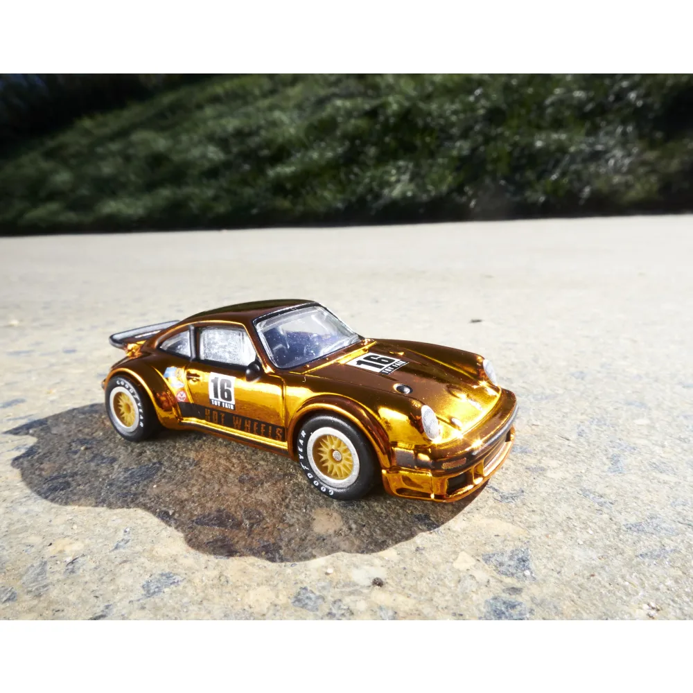 Porsche 934 Turbo RSR — DJH70 — Chrome Gold — imagem 9