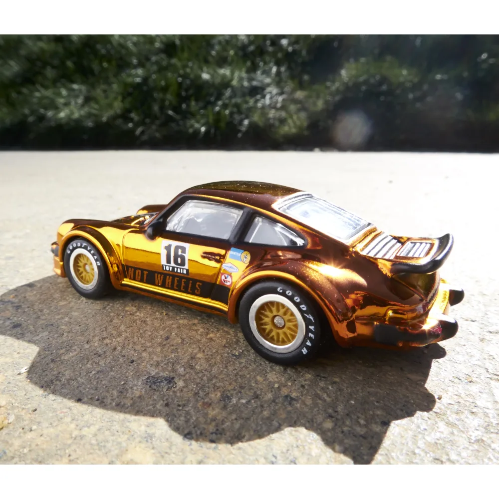 Porsche 934 Turbo RSR — DJH70 — Chrome Gold — imagem 17
