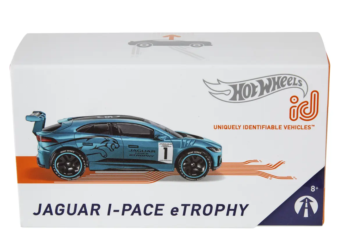 Jaguar I-Pace eTrophy — FXB31 — Spectraflame Ice Blue — imagem 2