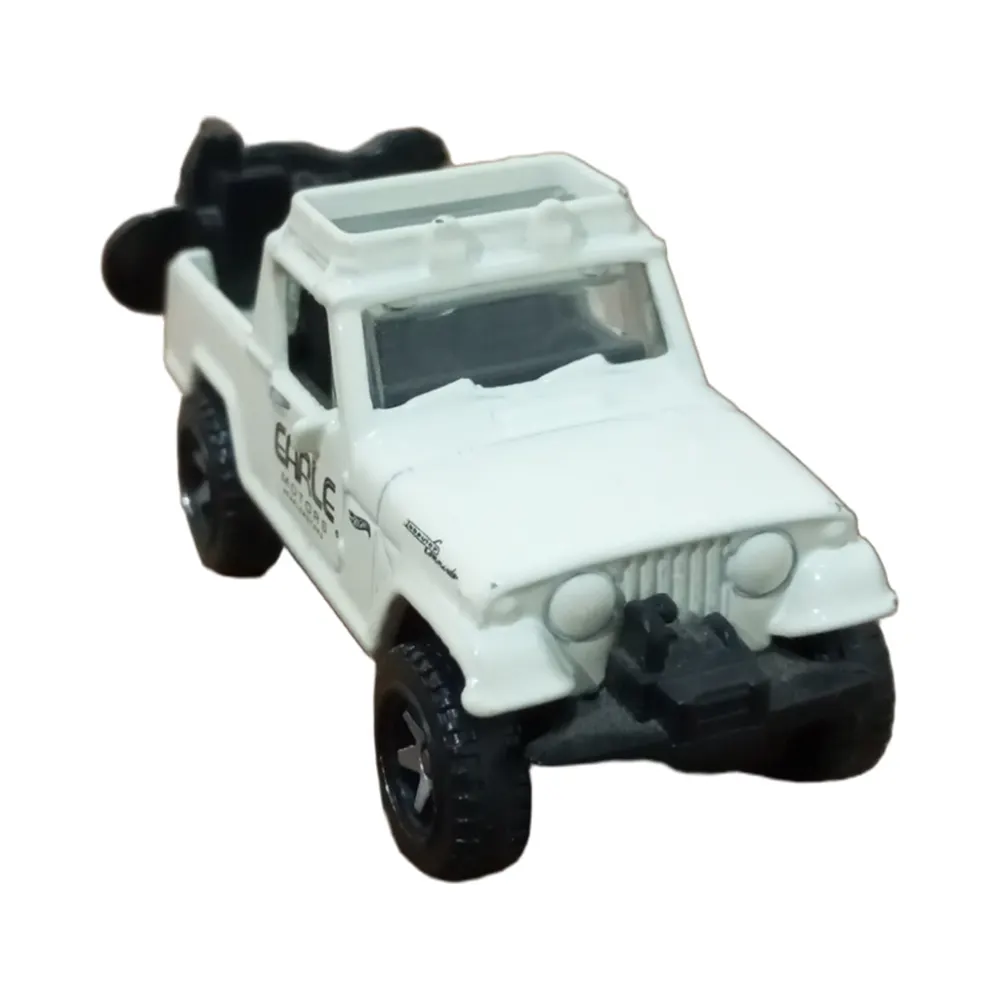 '67 Jeepster Commando — FYB53 — Beige — imagem 3