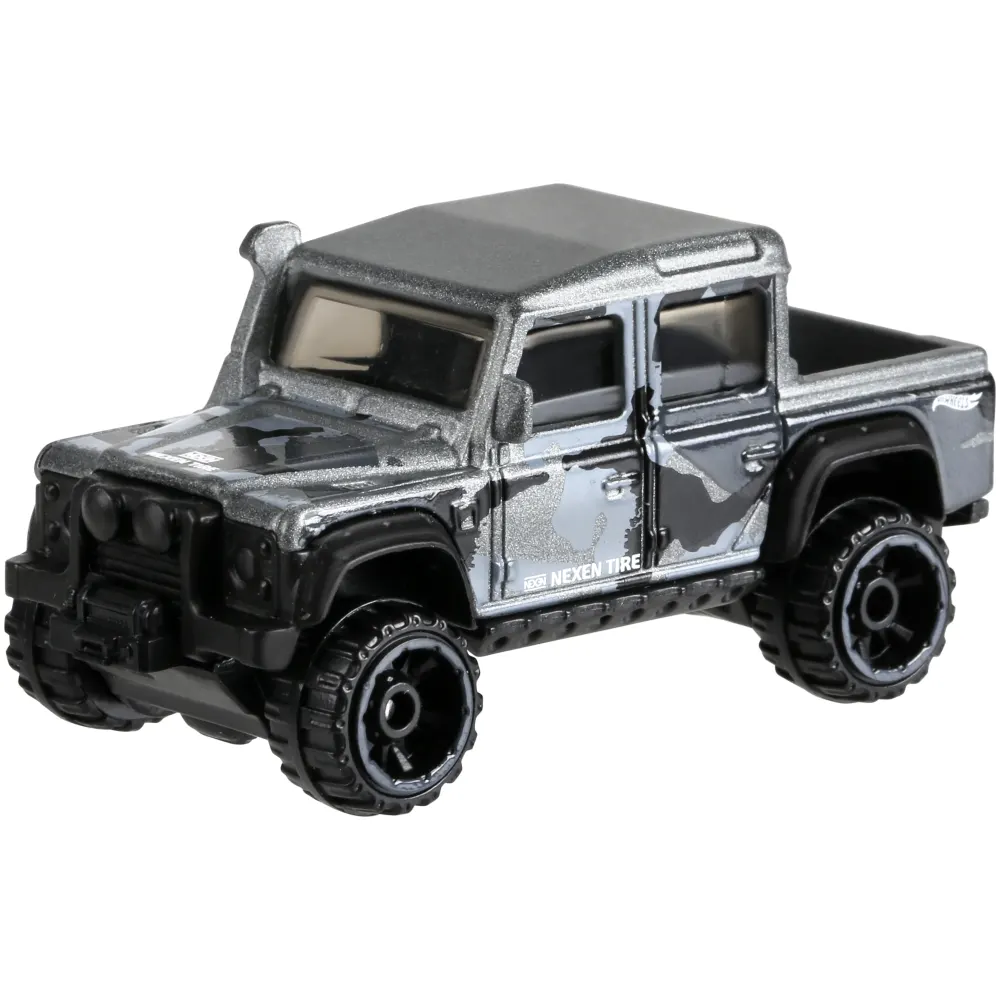 '15 Land Rover Defender Double Cab — FYB98 — Matte Metalflake Gray