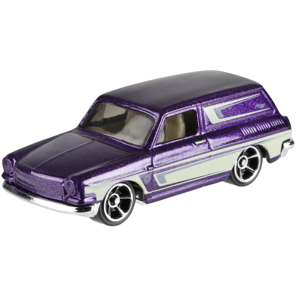 Custom '69 Volkswagen Squareback — FYD57 — Metalflake Purple