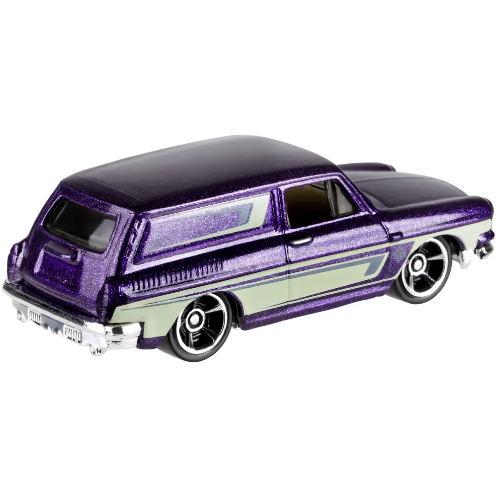 Custom '69 Volkswagen Squareback — FYD57 — Metalflake Purple — imagem 3