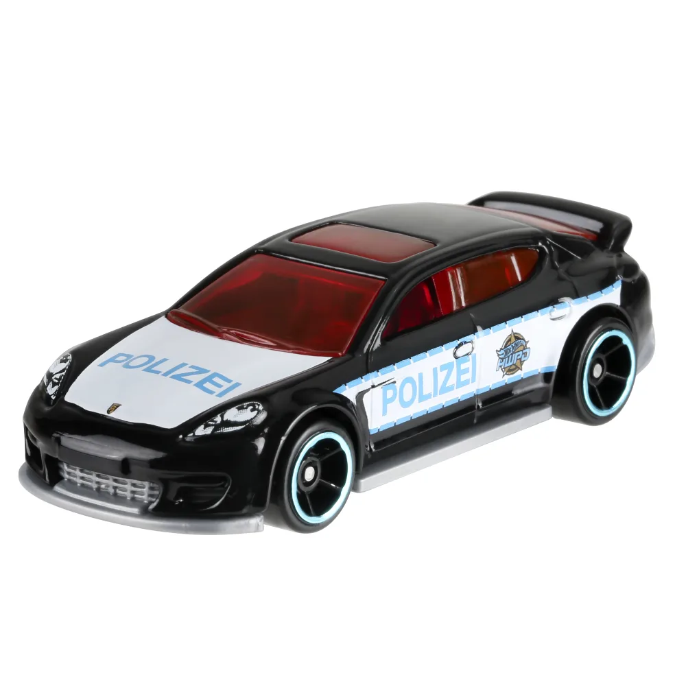 Porsche Panamera — FYG20 — Black