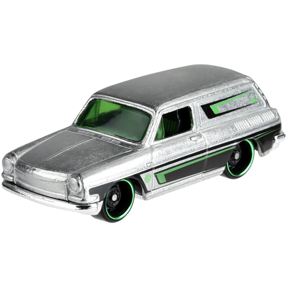 Custom '69 Volkswagen Squareback — FYG36 — ZAMAC