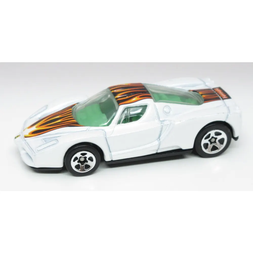 Enzo Ferrari — G2642 — Pearl White — imagem 2