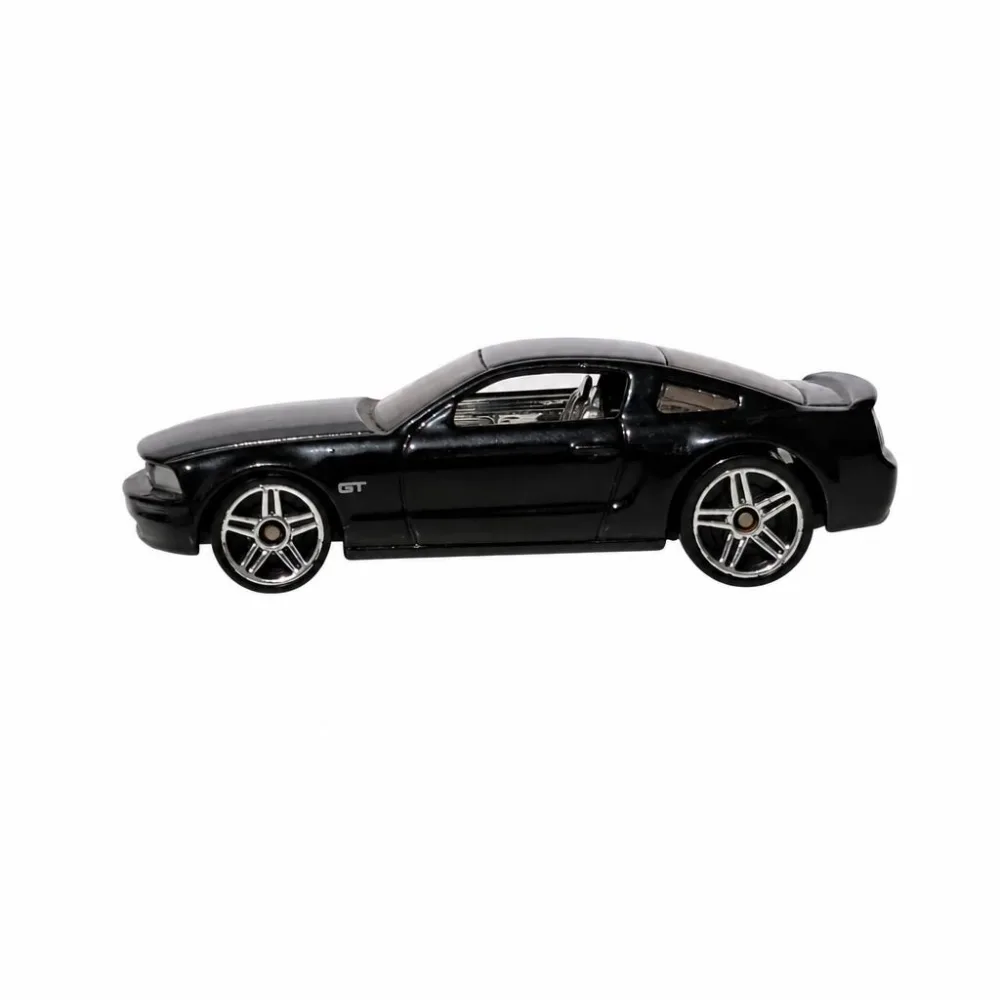 2005 Ford Mustang GT — G6725 — Black — imagem 3