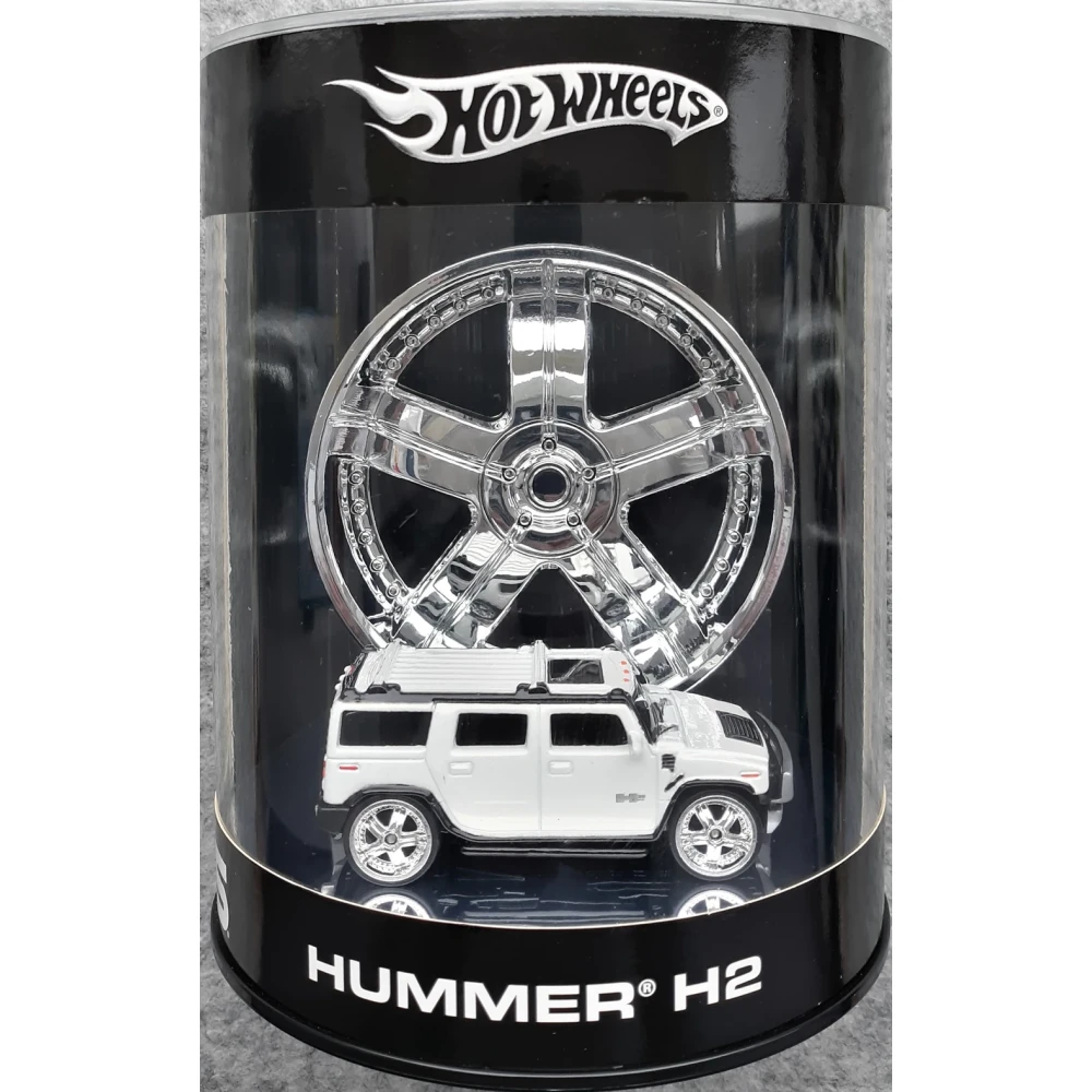 Hummer H2 — G7333 — Pearl White