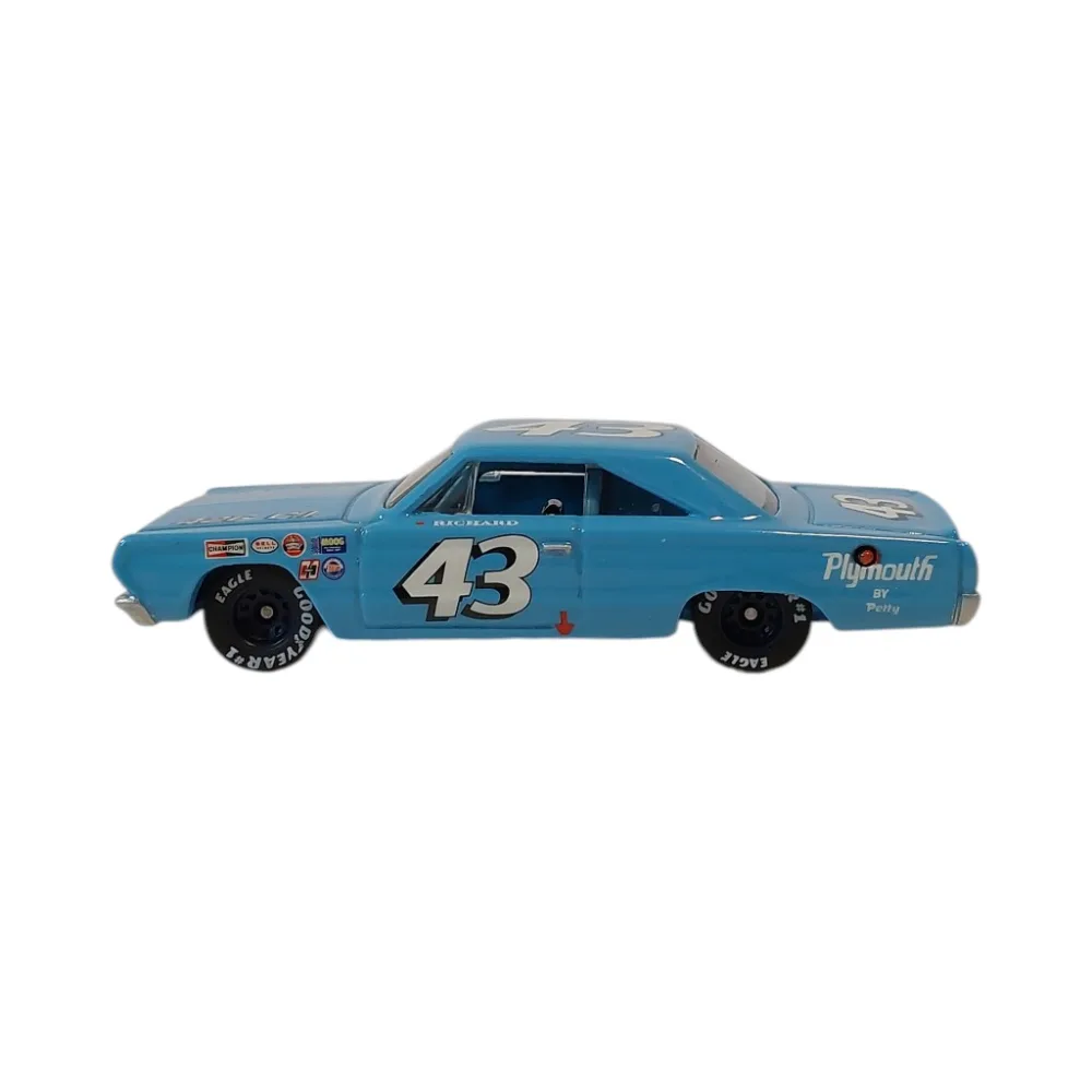 '67 Plymouth GTX — G9284 — Petty blue — imagem 2