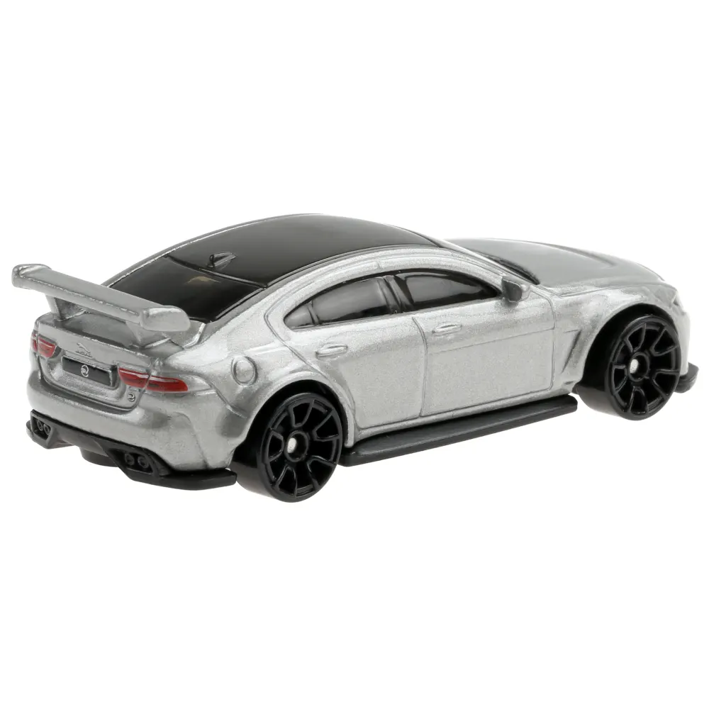 Jaguar XE SV Project 8 — GHF47 — Silver — imagem 3