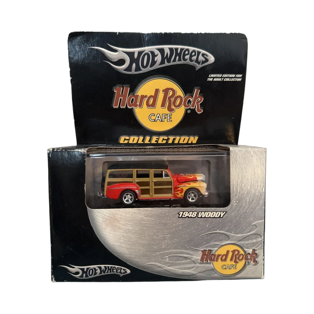 1948 WOODY — H8888 — Red
