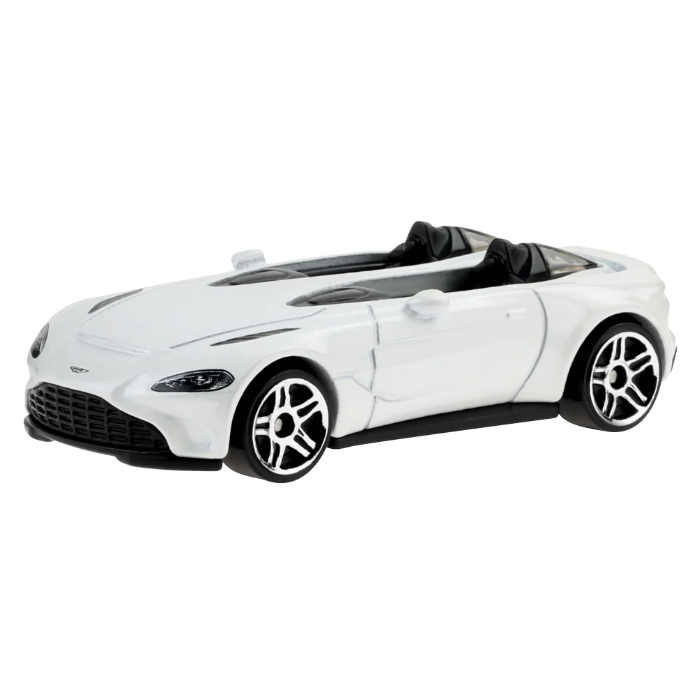 Aston Martin V12 Speedster — HCT94 — Metalflake White