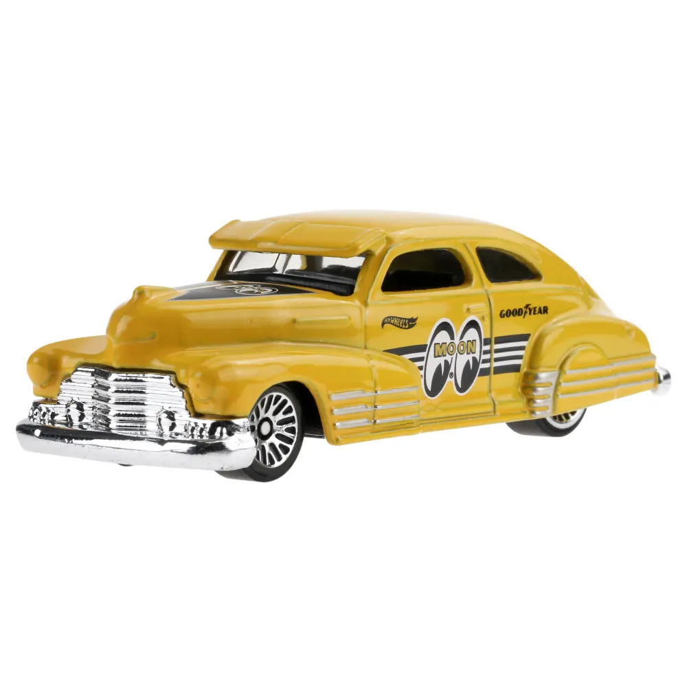 '47 Chevy Fleetline — HCV91 — Yellow
