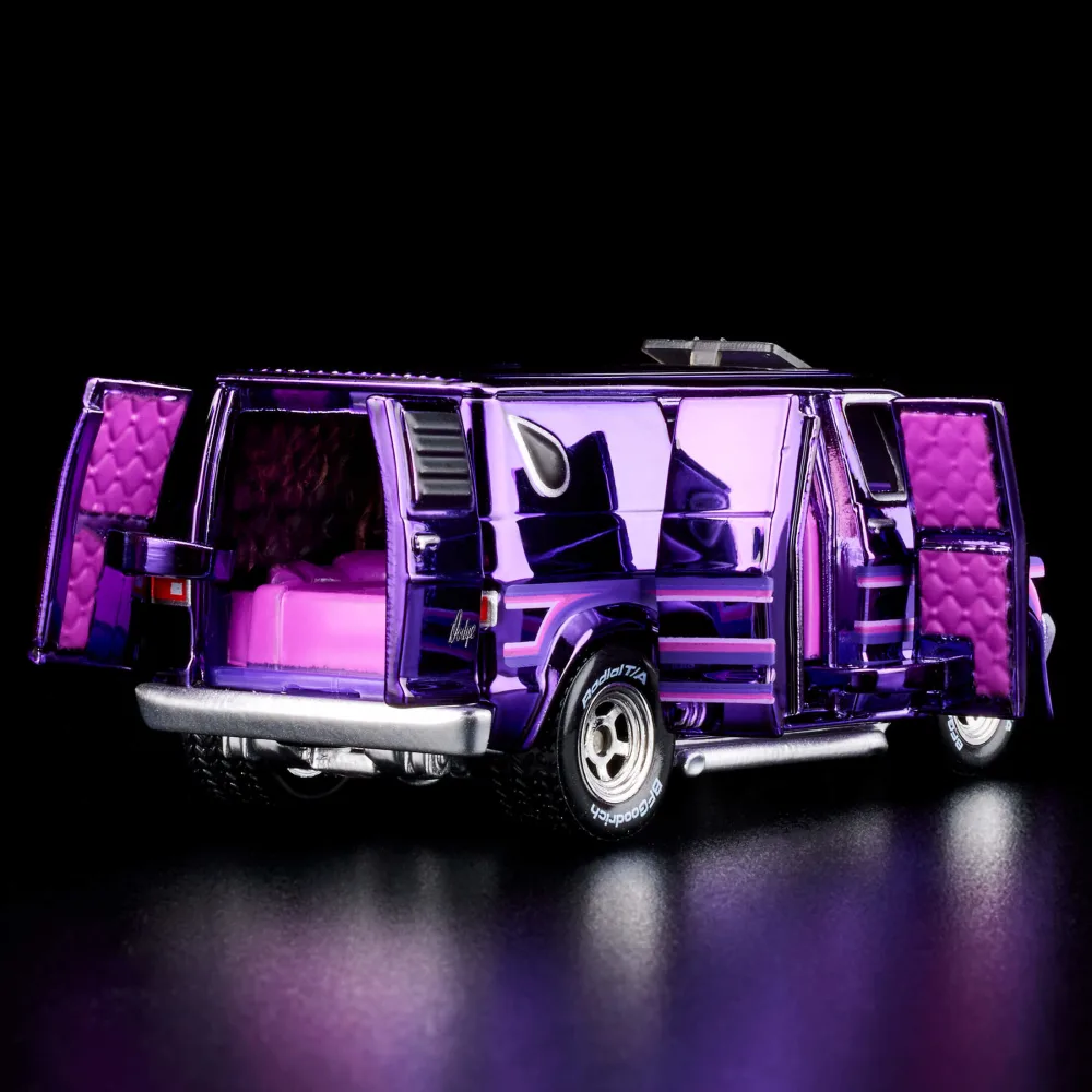 Dodge Tradesman — HGK78 — Spectraflame dark purple — imagem 5