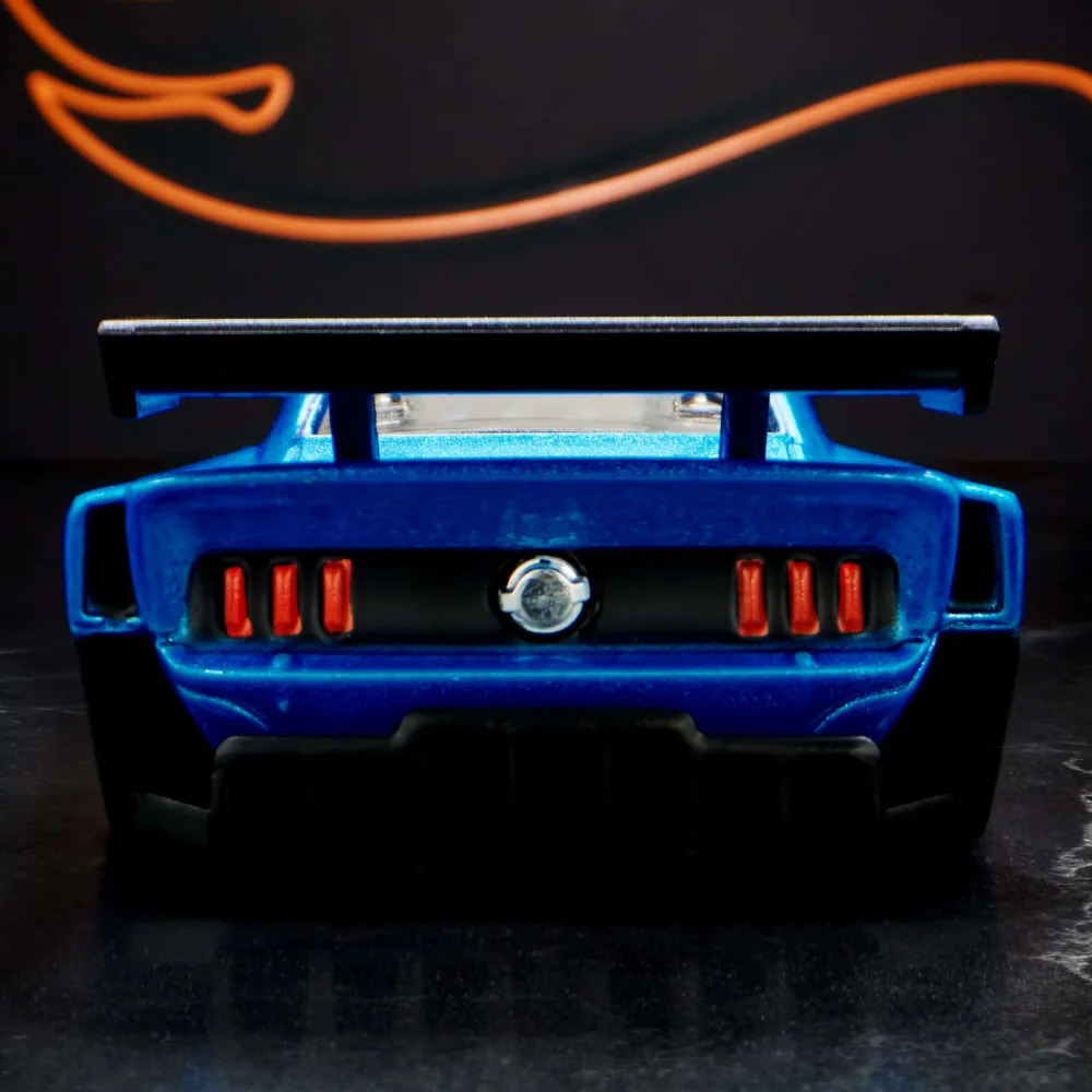 Modified '69 Ford Mustang — HGW13 — Metallic Acapulco Blue — imagem 4
