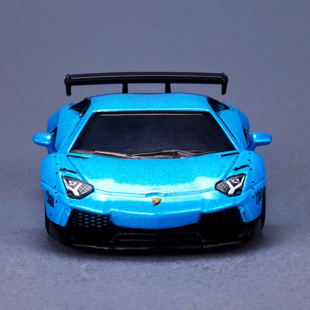LBWK LAMBORGHINI AVENTADOR LP 700-4 — HGW14 — Pearl blue — imagem 6