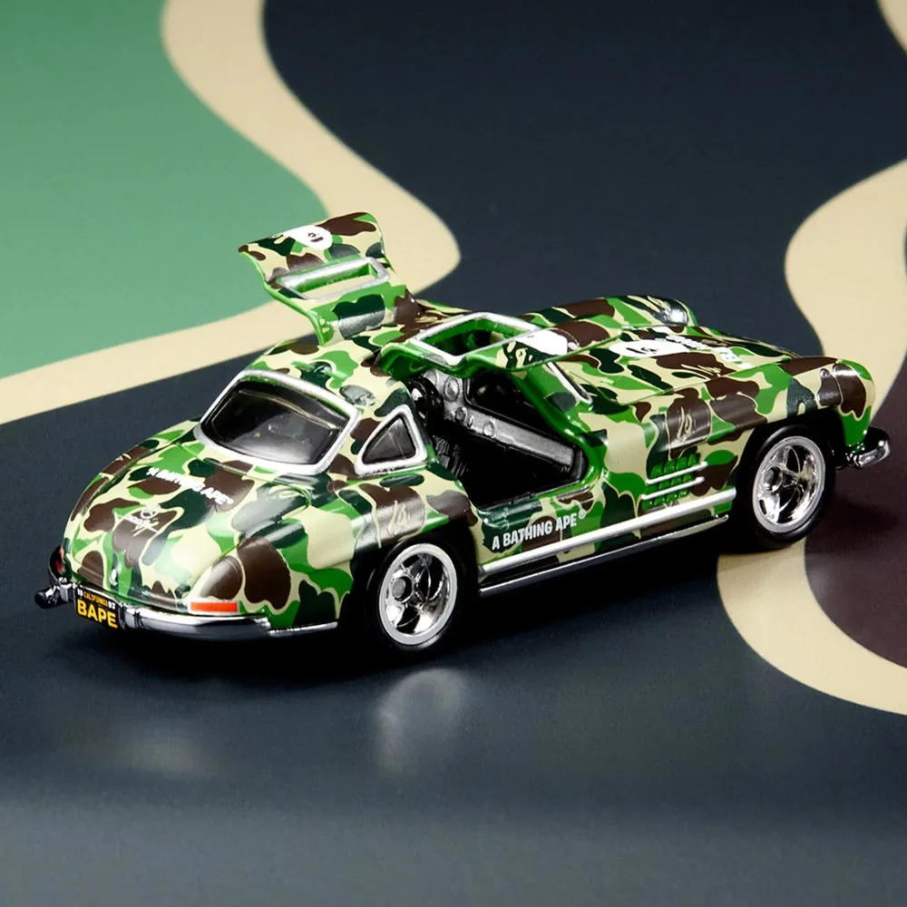 1955 MERCEDES-BENZ 300 SL — HJP38 — Camo wrap — imagem 4