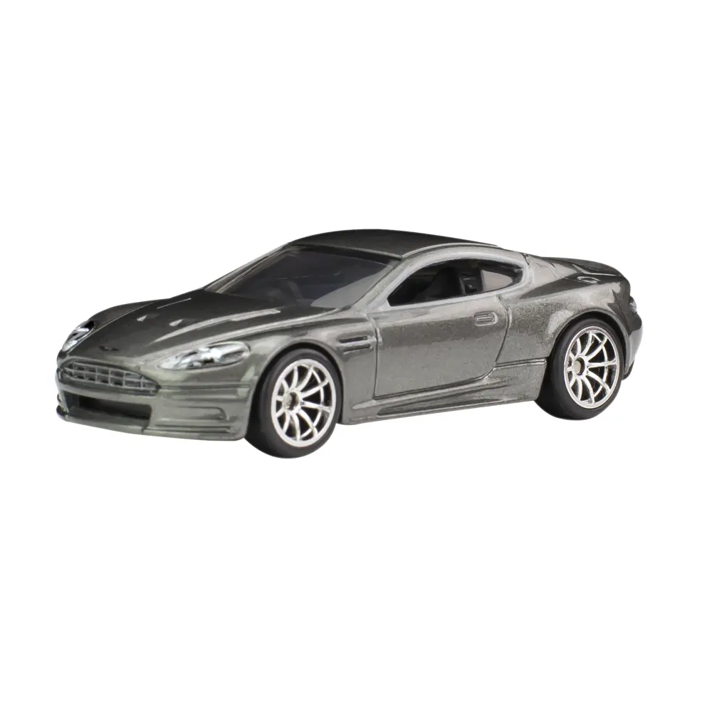 Aston Martin DBS — HKC21 — Gray