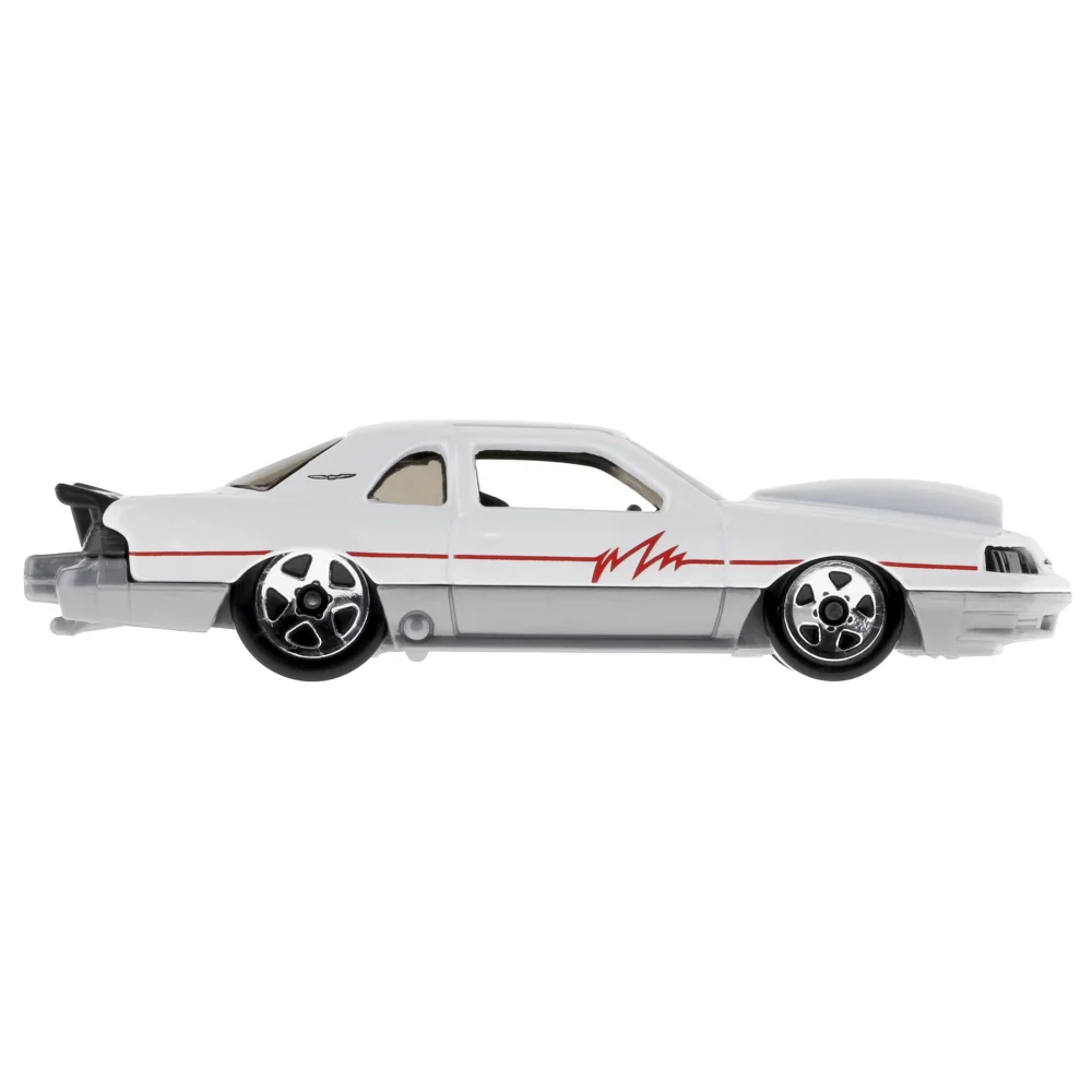 Matt and Debbie Hay's 1988 Pro Street Thunderbird — HKH05 — White — imagem 4