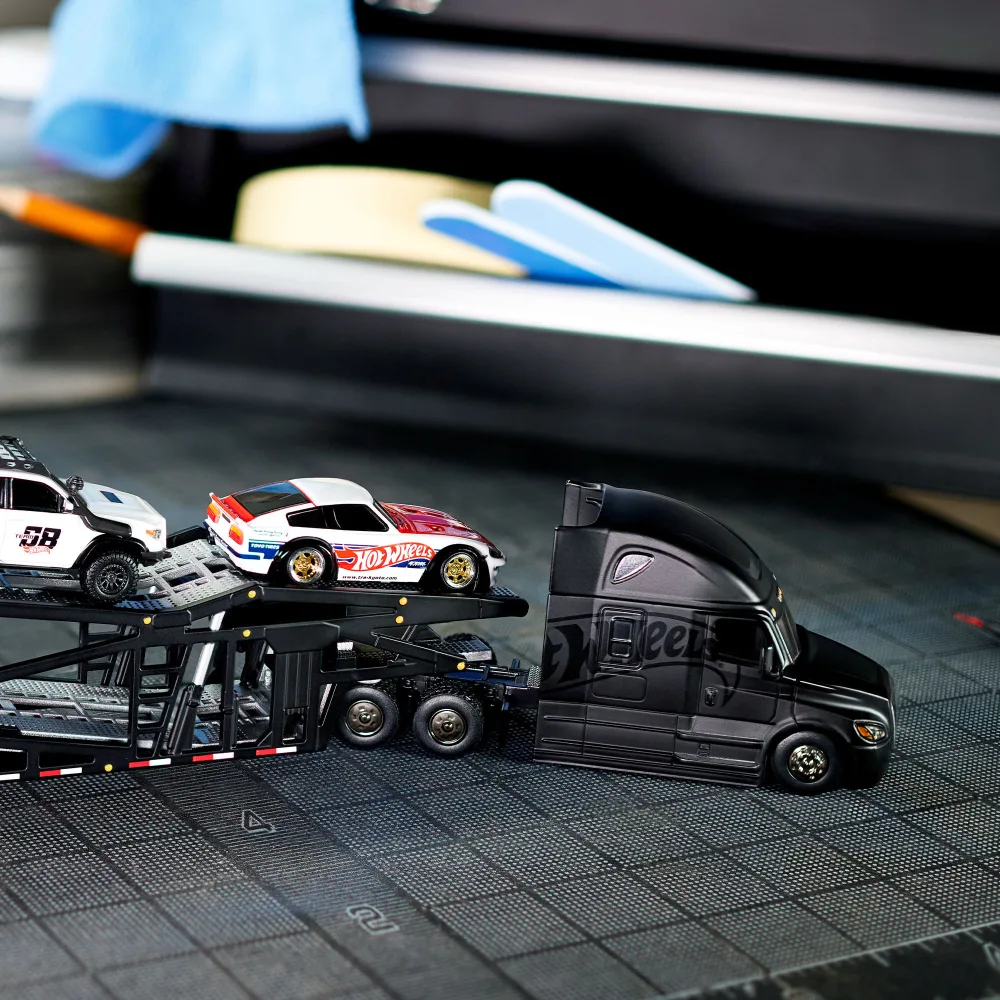 Freightliner Cascadia — HNJ63 — Matte Black — imagem 2