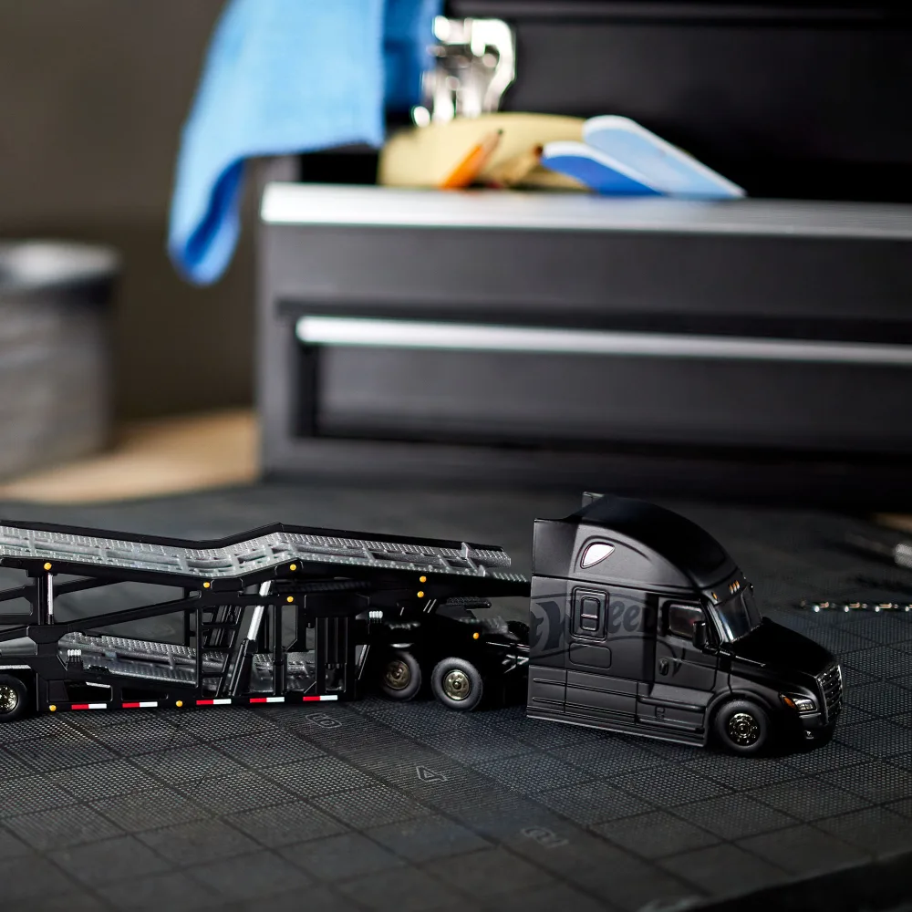 Freightliner Cascadia — HNJ63 — Matte Black — imagem 10