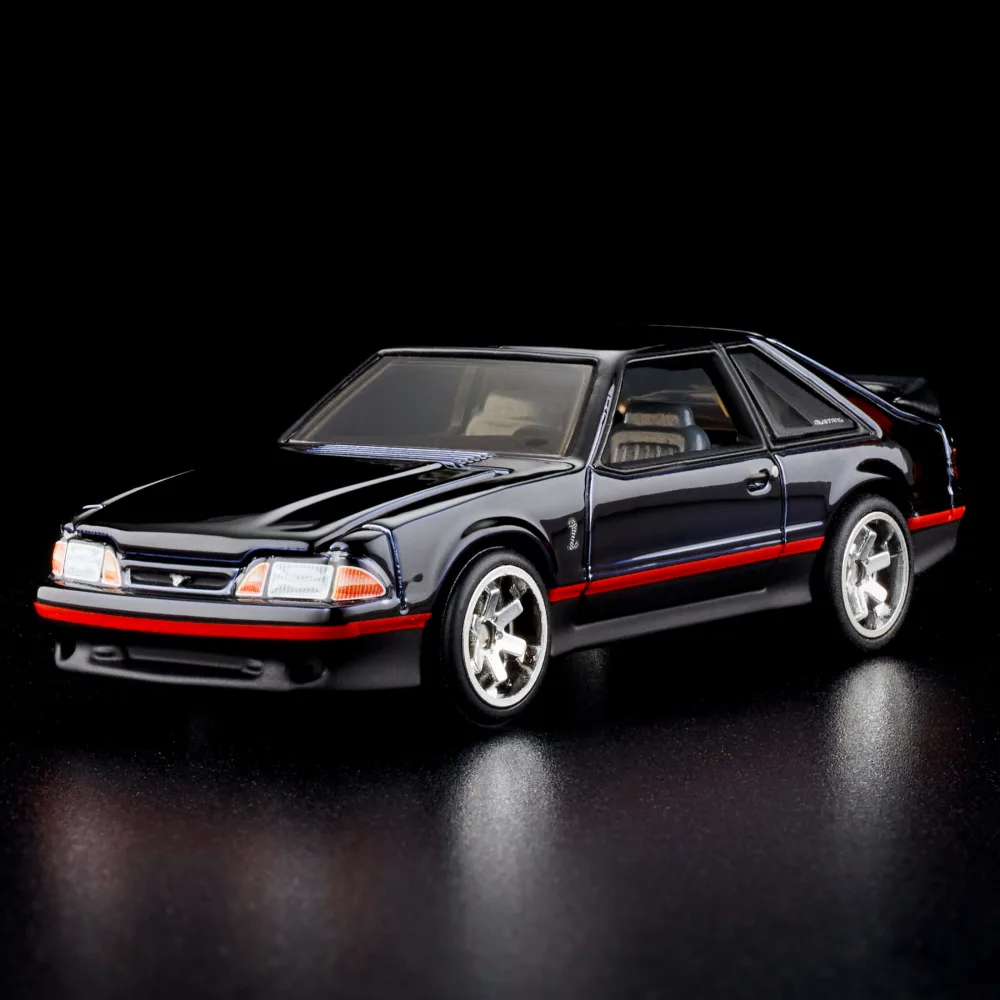 1993 Ford Mustang Cobra R — HNL15 — Spectraflame true black