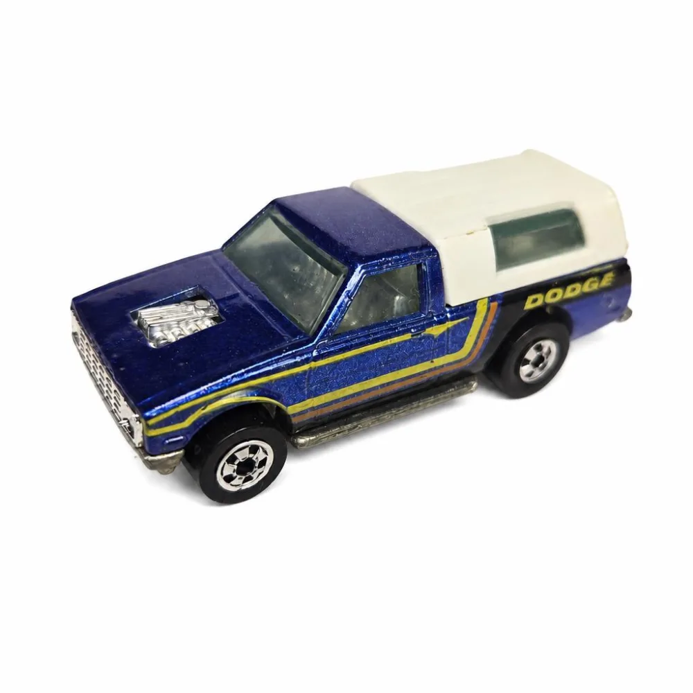 Dodge D-50 — 1133 — Metalflake Blue w /White plastic top