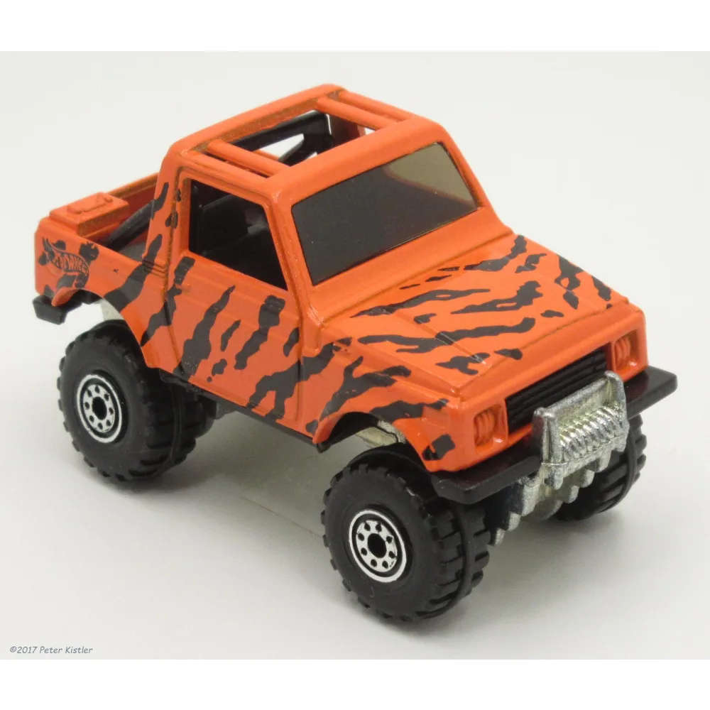 Street Roader — 13290 — White