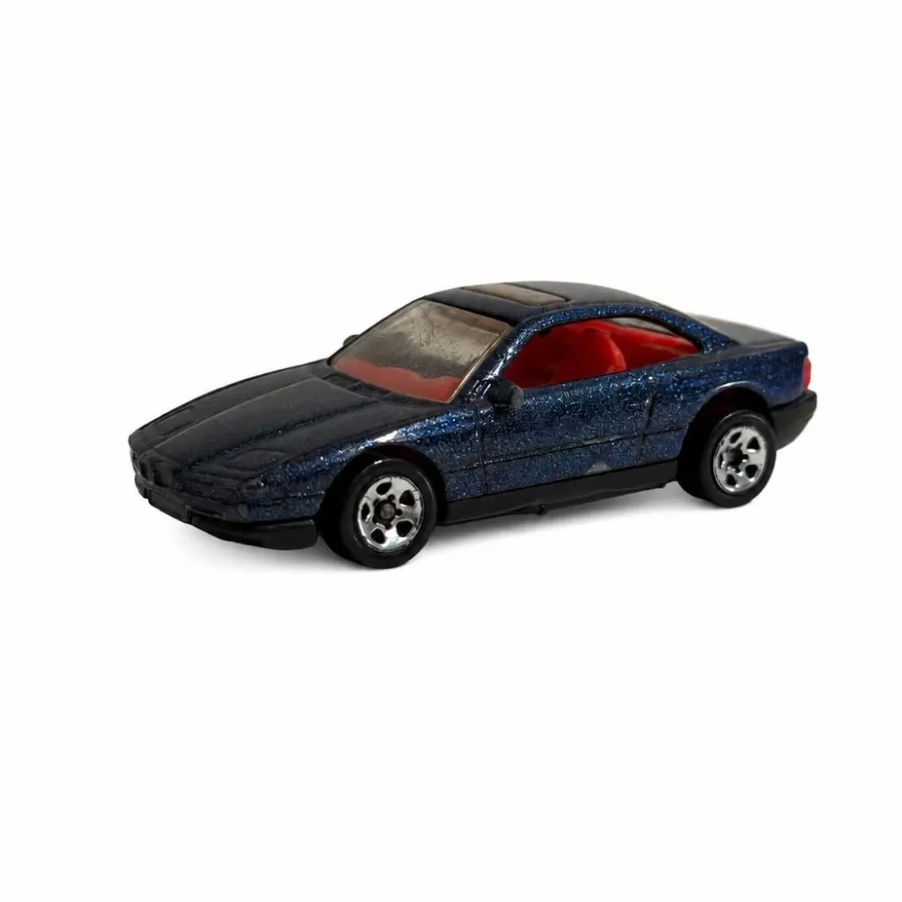 BMW 850i — 13581 — Metallic Dark Blue