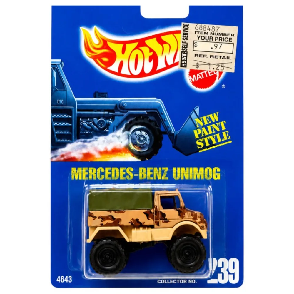 Mercedes-Benz Unimog — 4643 — Tan (Black Hubs)