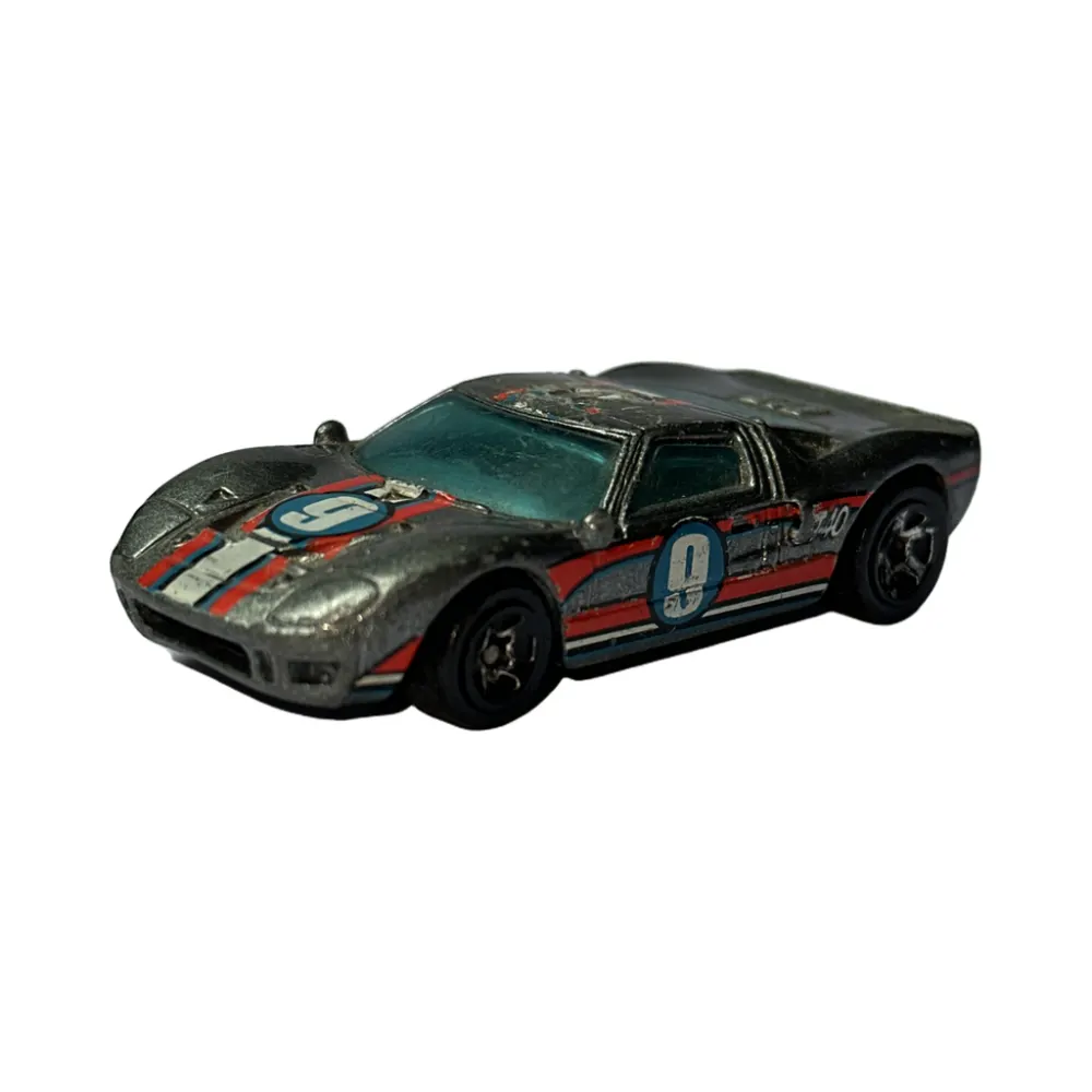 Ford GT-40 — 57167 — Metallic Gray