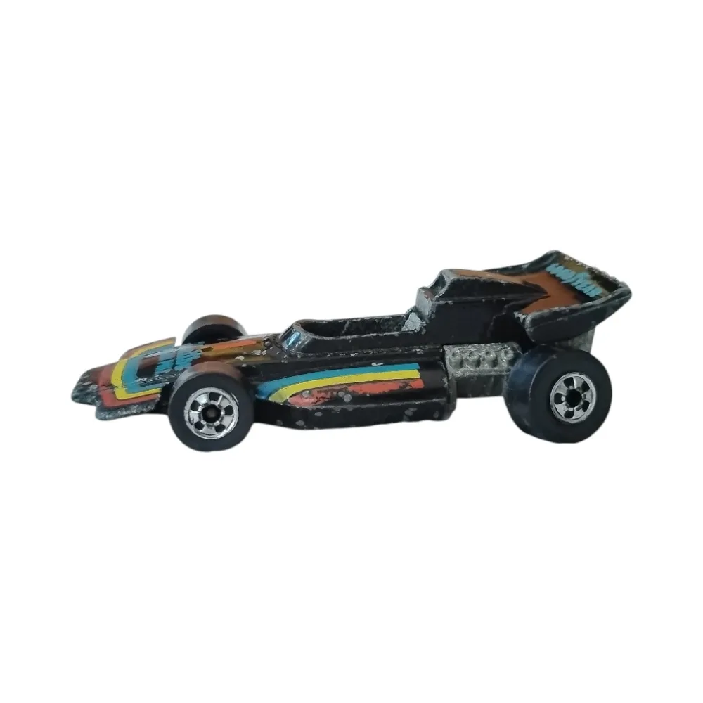 Malibu Grand Prix — 9037 — Black (Red, Yellow, Blue Tampo) — imagem 2