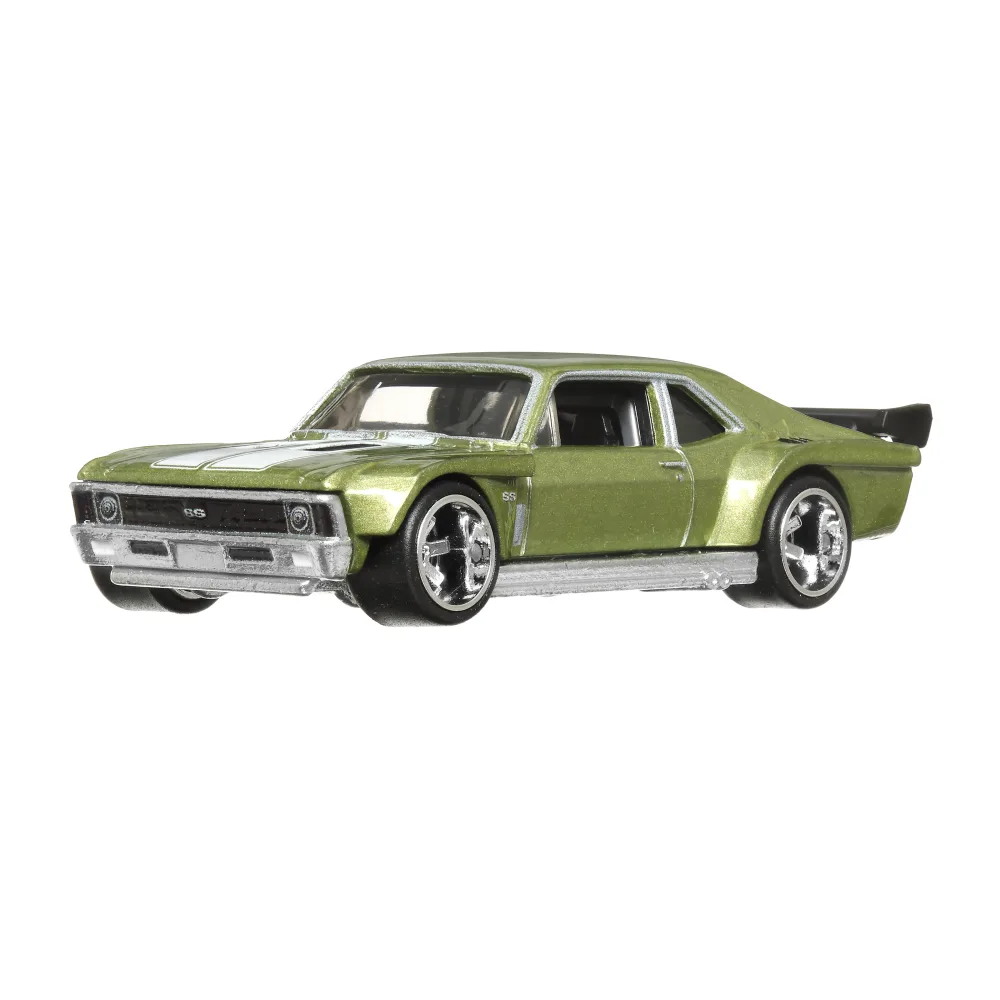 Custom '70 Chevy Nova — HCR22 — Metalflake green