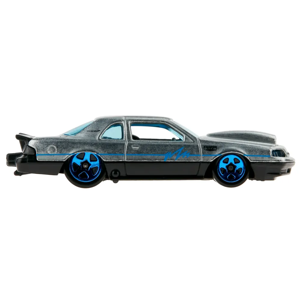 Matt and Debbie Hay's 1988 Pro Street Thunderbird — HKL25 — ZAMAC — imagem 5