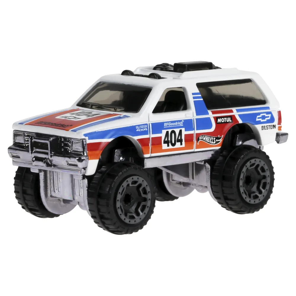 CHEVY BLAZER 4x4 — HYX25 — White