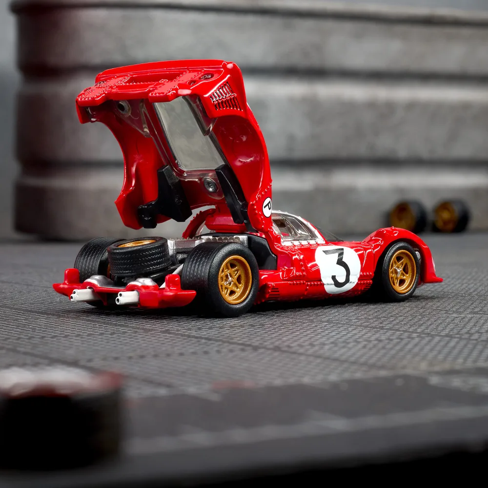 1967 Ferrari 330 P4 — JCP47 — Ferrari Rosso Corsa (Racing Red) — imagem 2