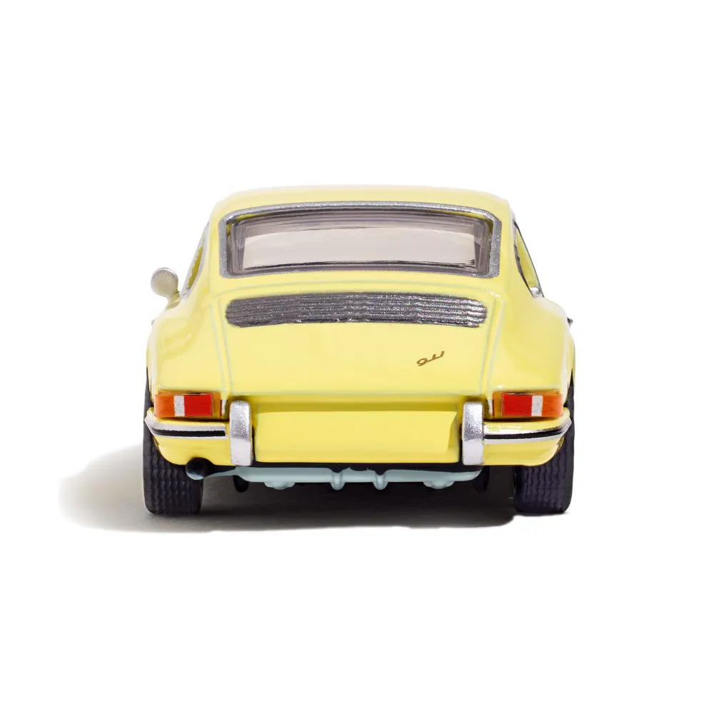 Hot Wheels x MoMA Porsche 911 coupé — JMG42 — Champagne Yellow — imagem 6