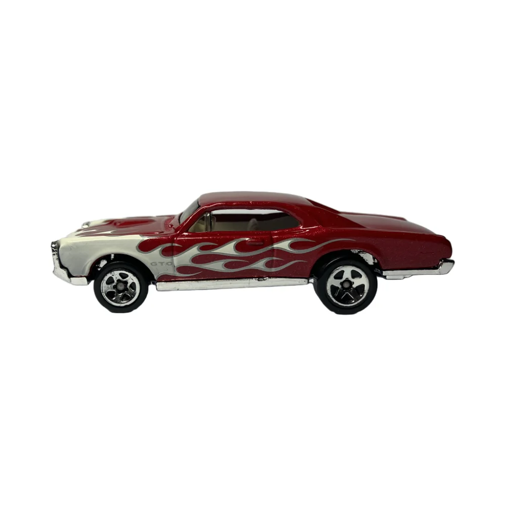'67 Pontiac GTO — L3090 — Metalflake Dark Red — imagem 3