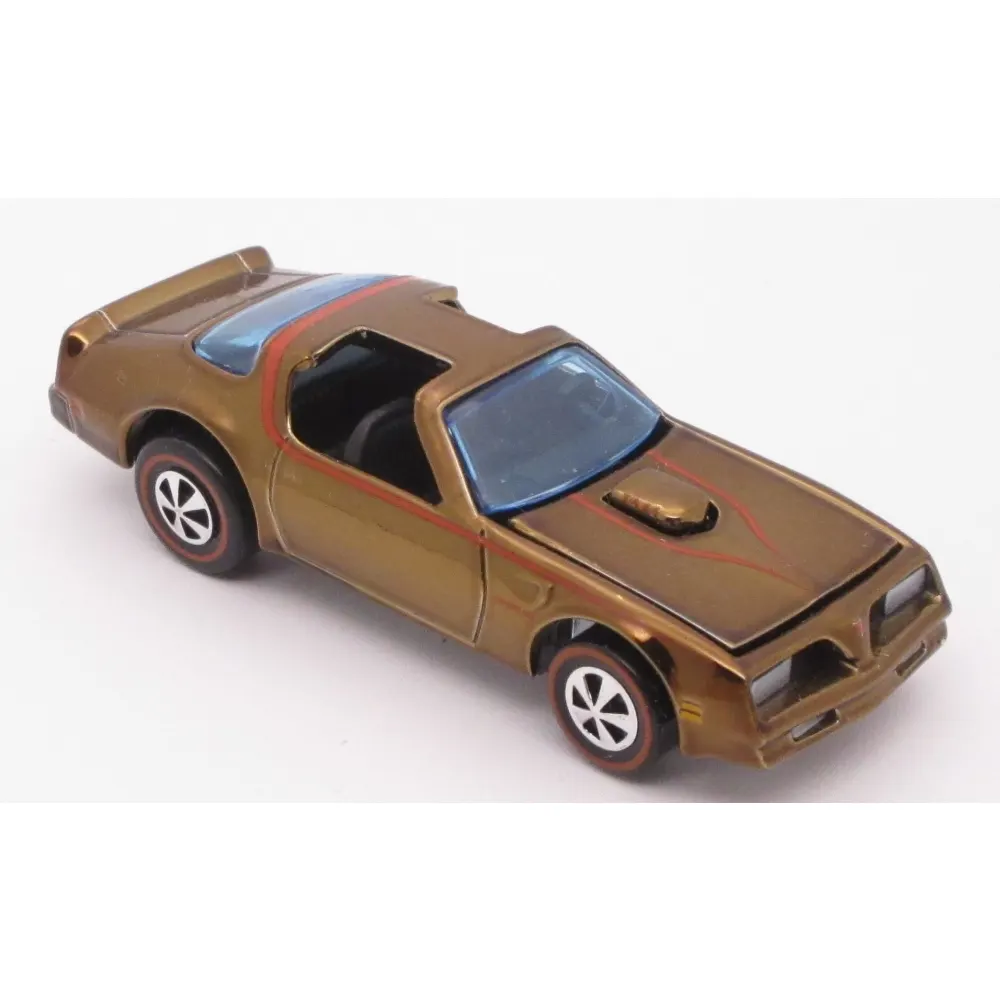 Hot Bird — L8684 — Spectraflame Brown