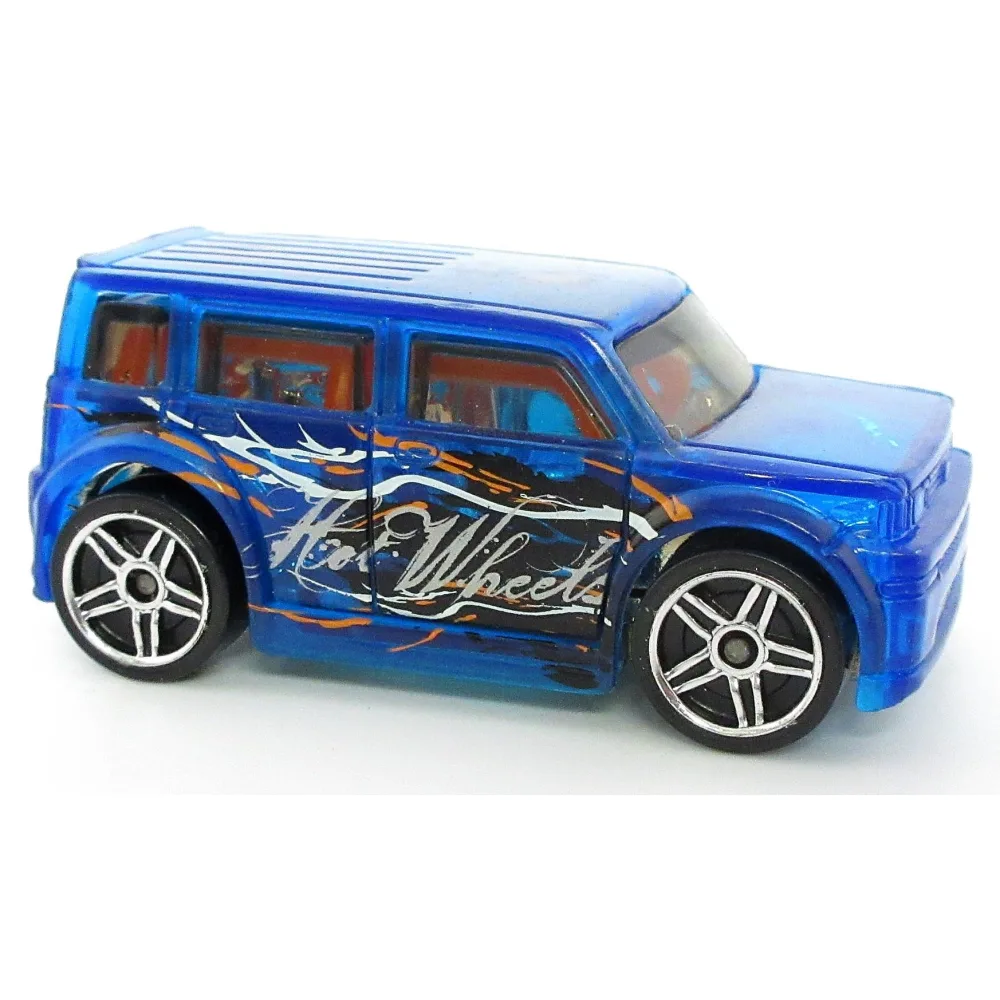Scion xB — M6960 — Transparent Blue